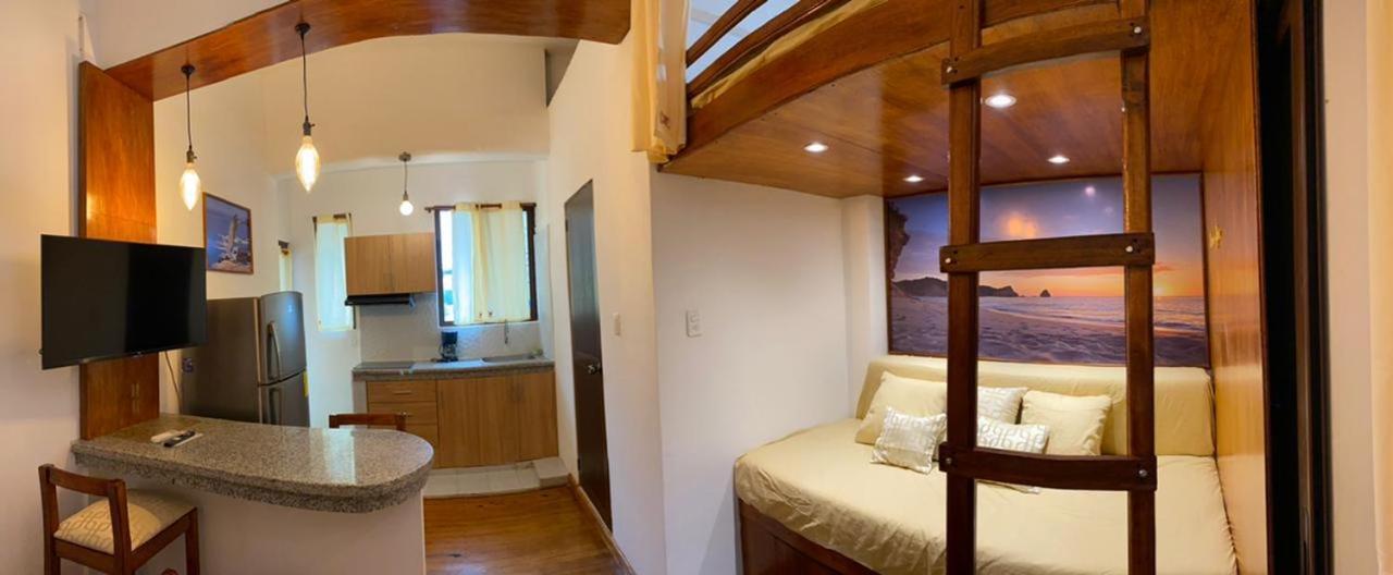 Haus Quentin Hotell Puerto López Eksteriør bilde